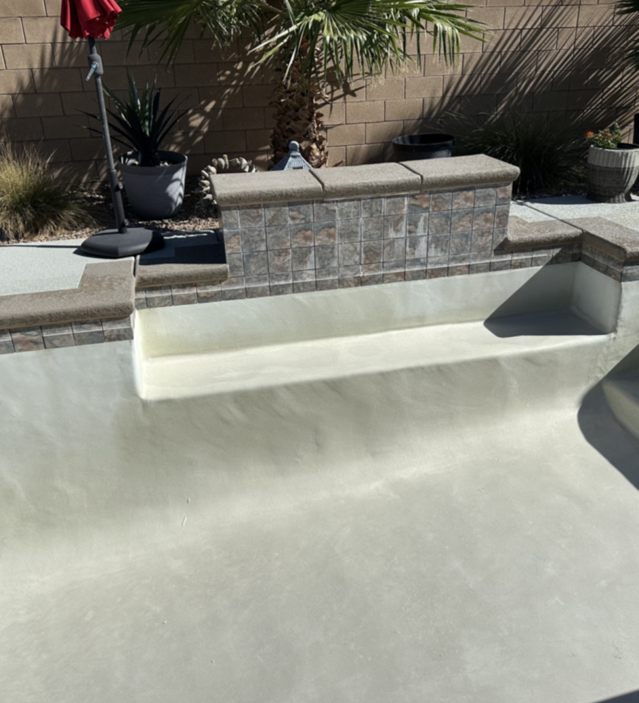 Pool Tile Cleaning Service